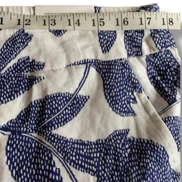 Chico's Pants NWT Women's Size (12) Linen Vacation Colorful Blue Leaf Wide Leg - Picture 7 of 9